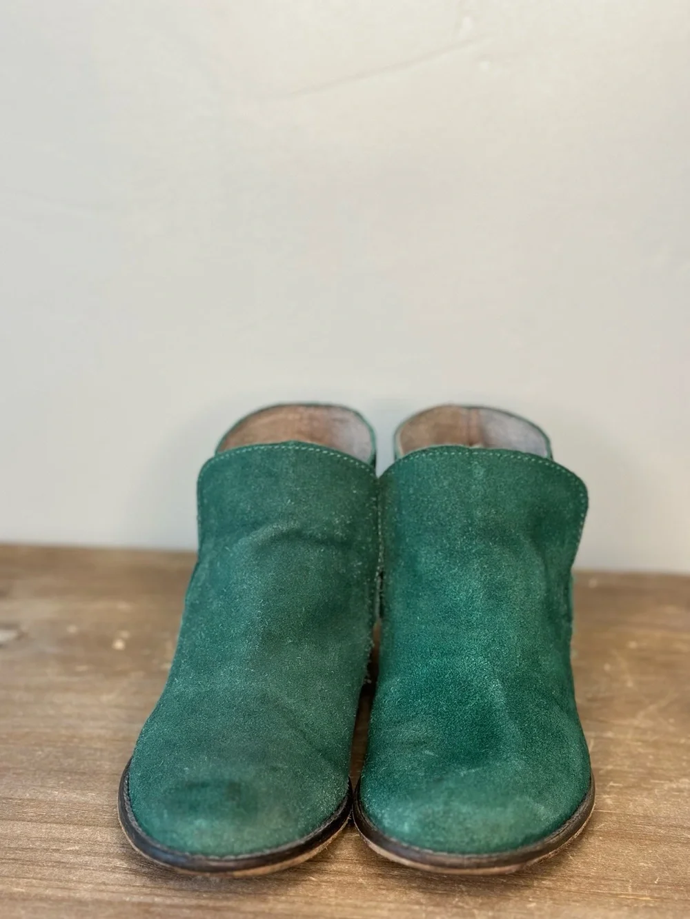 Free people emerald green suede booties Sz6